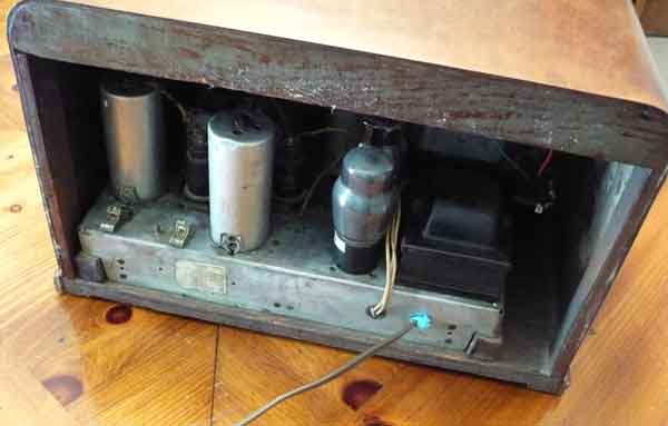 philco-37-62t-lateb.jpg